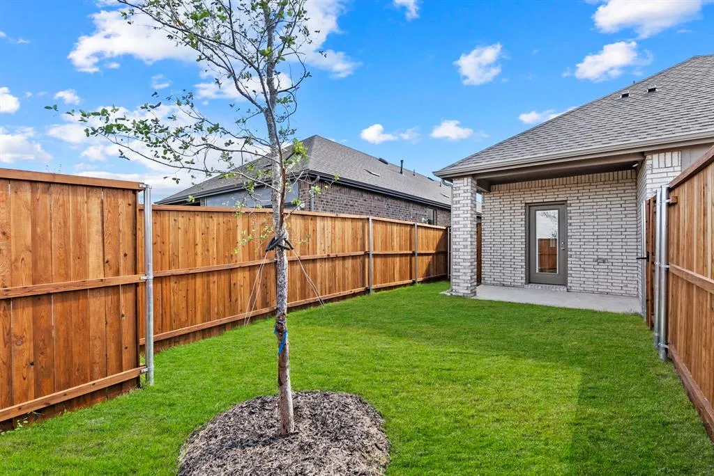 2509 Fairweather Drive
