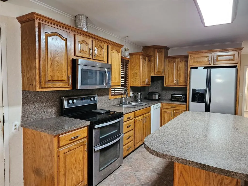 1018 An County Road 2301