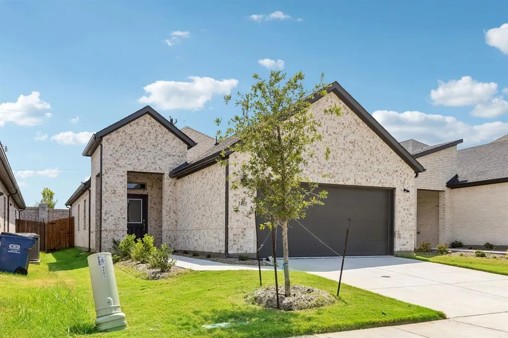 1123 Bridgewalk Drive