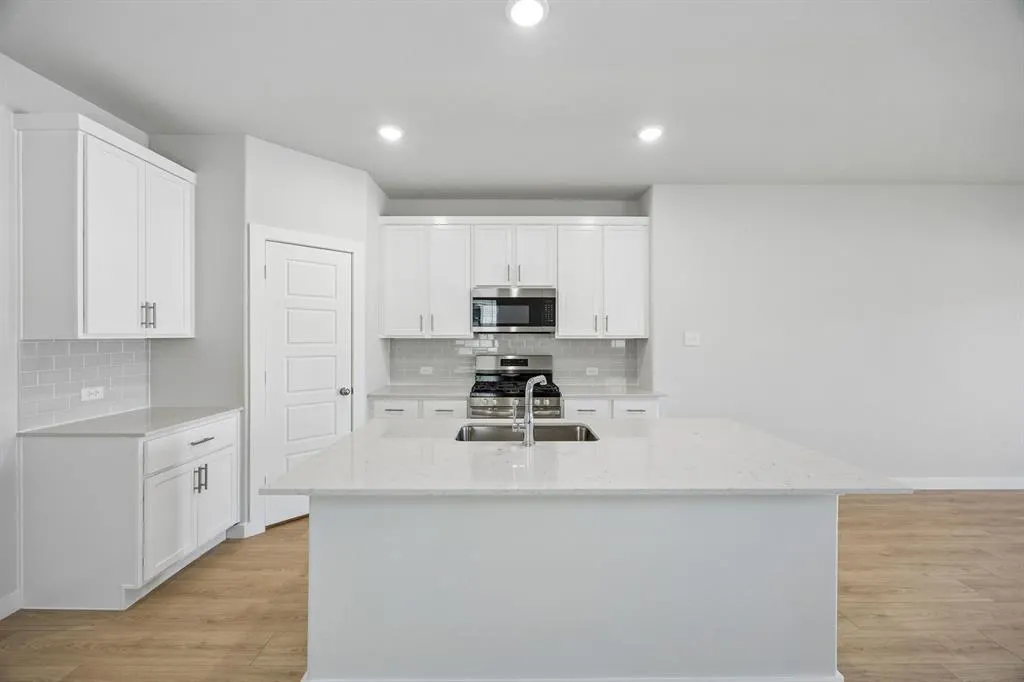 1123 Bridgewalk Drive