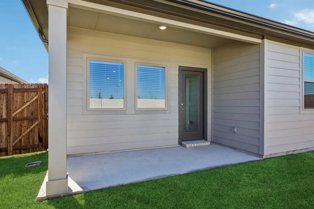 1123 Bridgewalk Drive