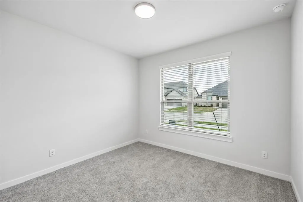 1301 Rosaderos Road
