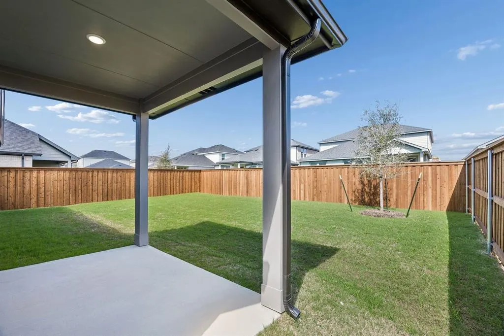 1301 Rosaderos Road