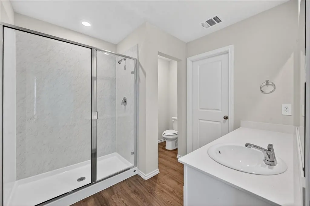 3918 Applewood Trail