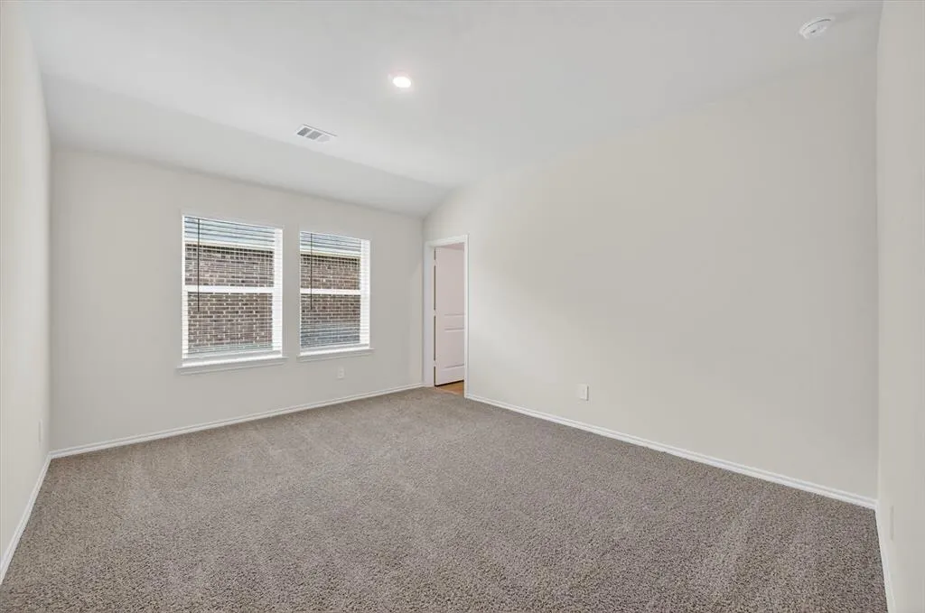 3918 Applewood Trail