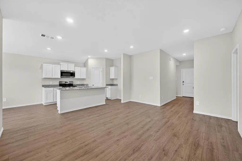 3918 Applewood Trail