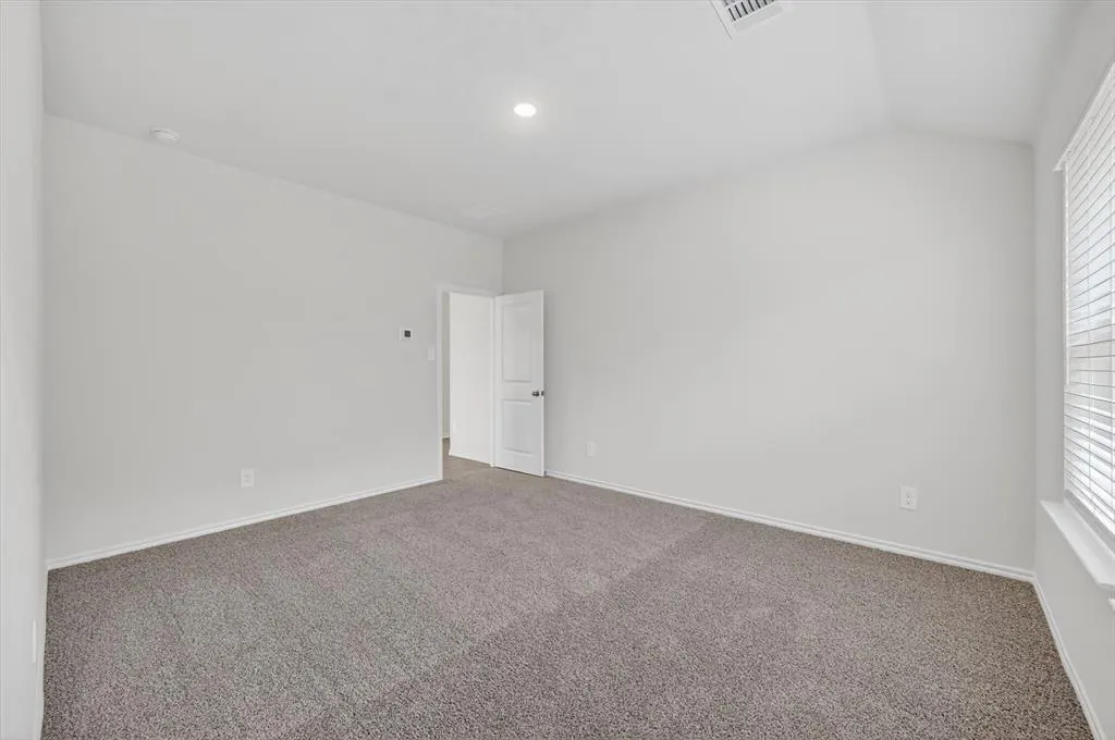 3918 Applewood Trail