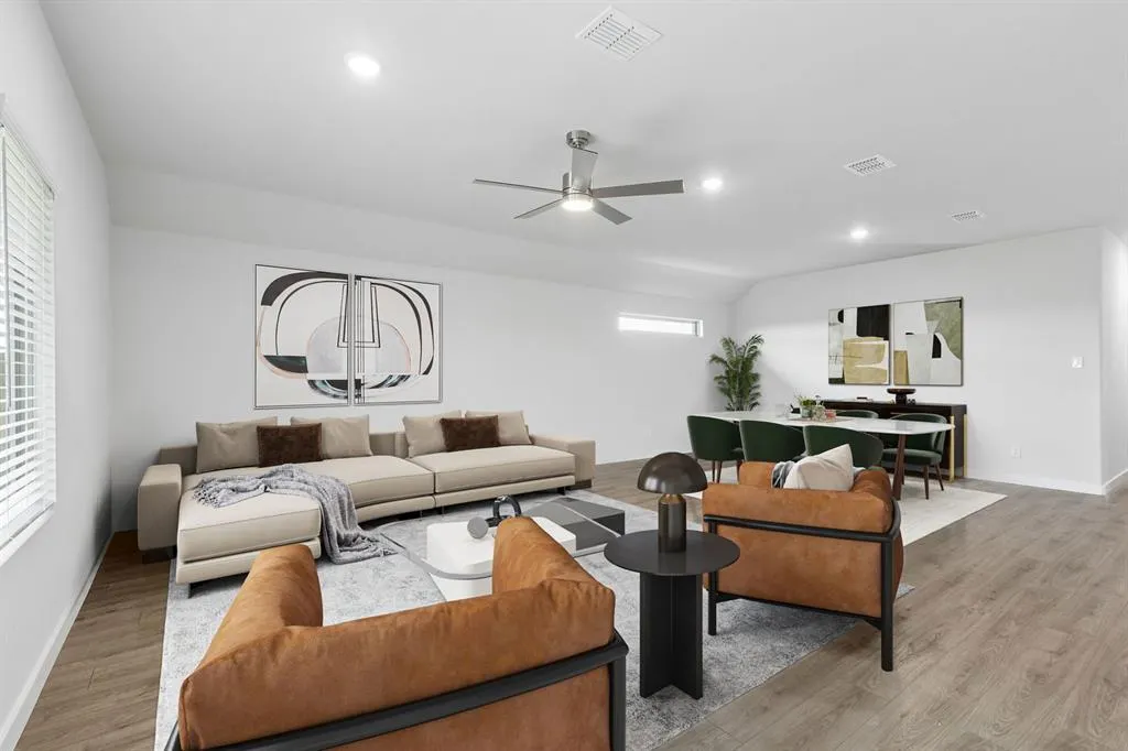 805 Edgehurst Drive