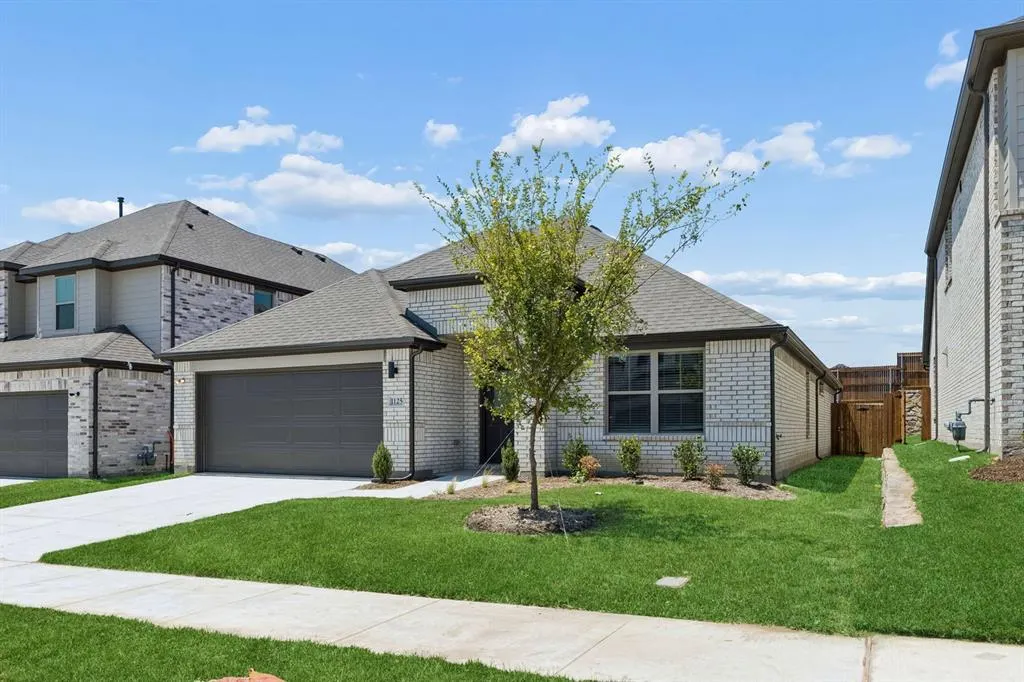 805 Edgehurst Drive