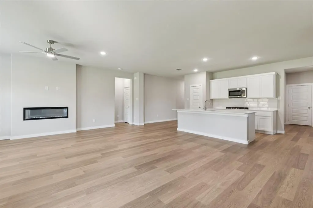 1333 Rosaderos Road