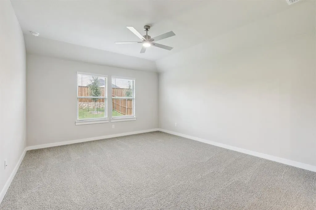 1333 Rosaderos Road