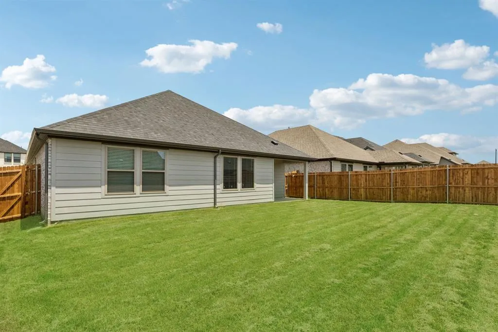 1333 Rosaderos Road