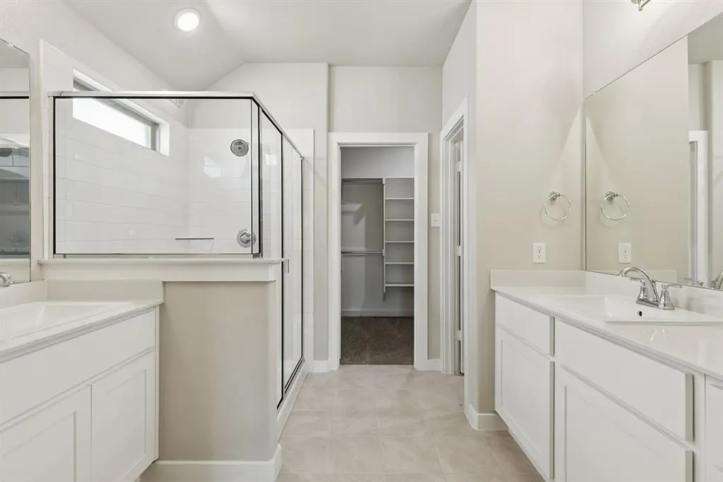 1333 Rosaderos Road