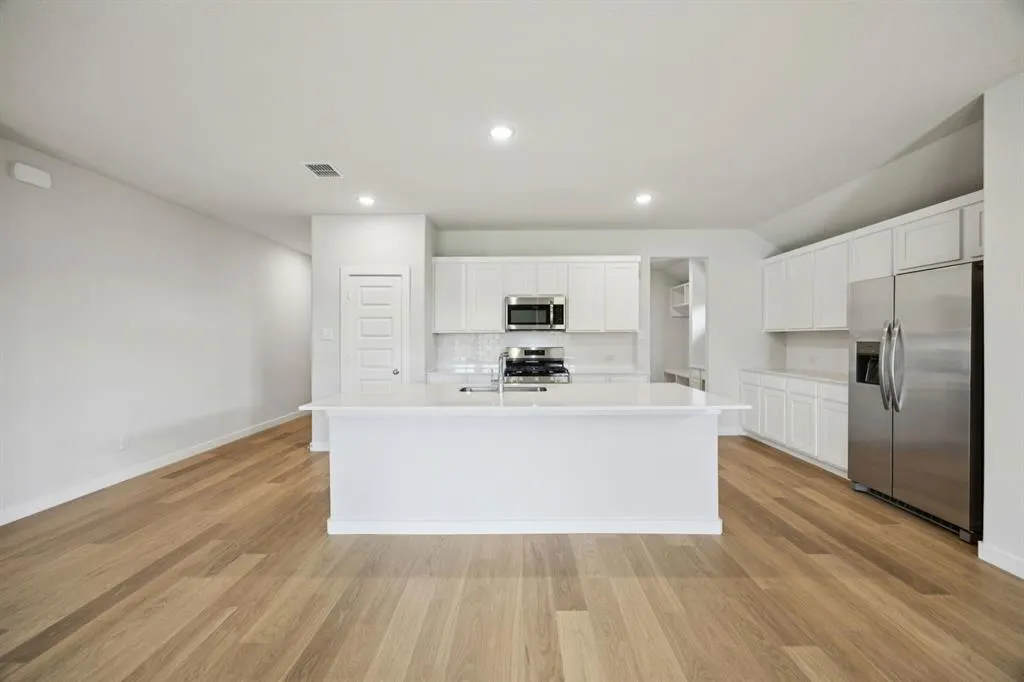 3008 Dry Brook Way