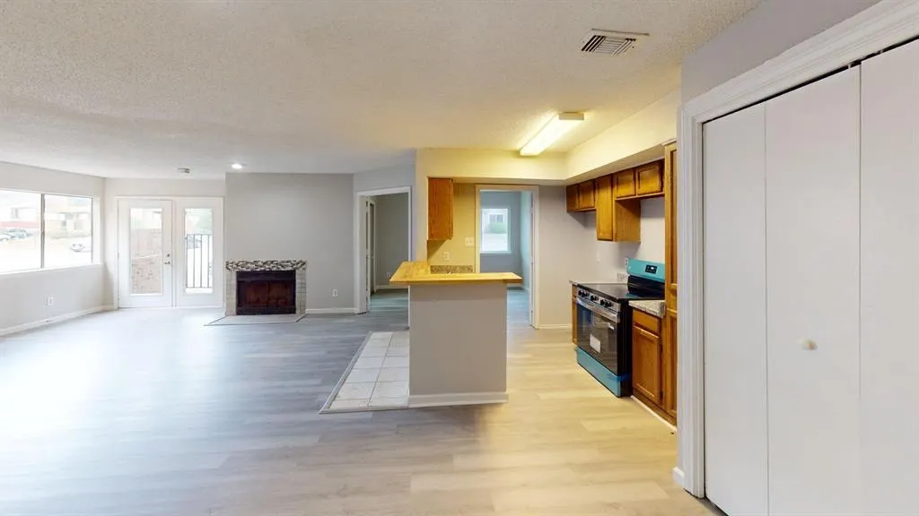 9825 Walnut Street #105