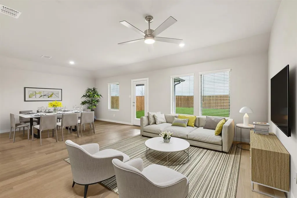 803 Edgehurst Drive