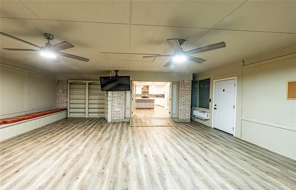 2201 Bradford Drive