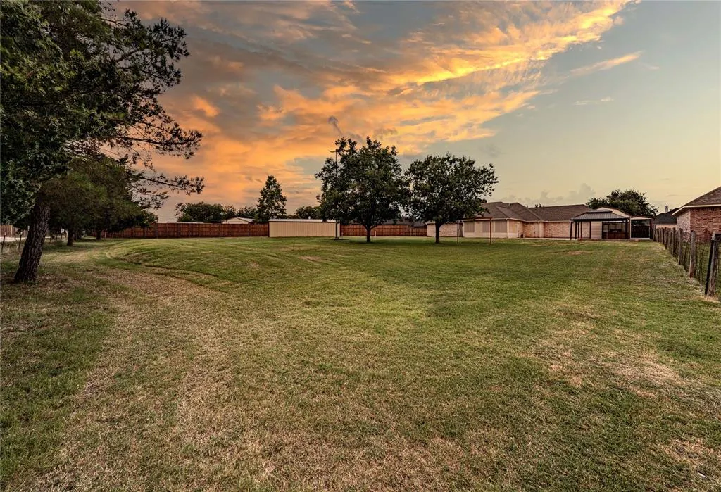 2201 Bradford Drive