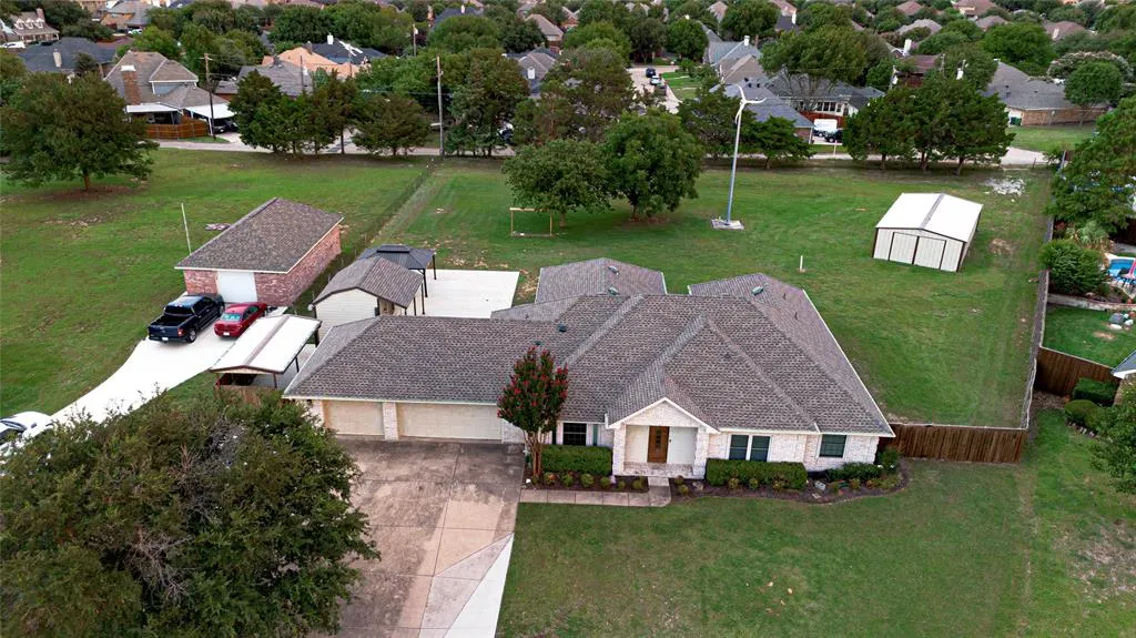 2201 Bradford Drive