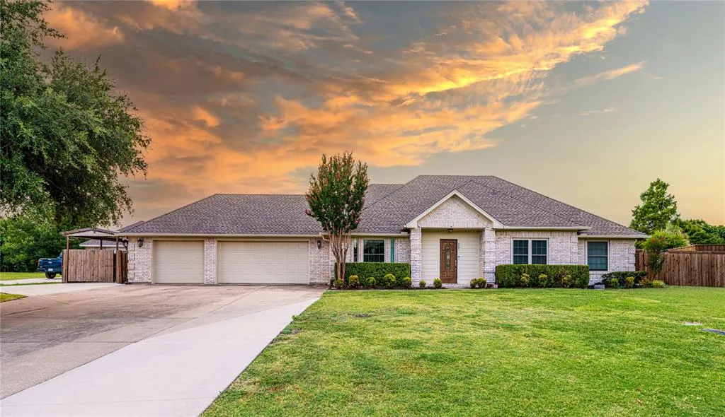 2201 Bradford Drive
