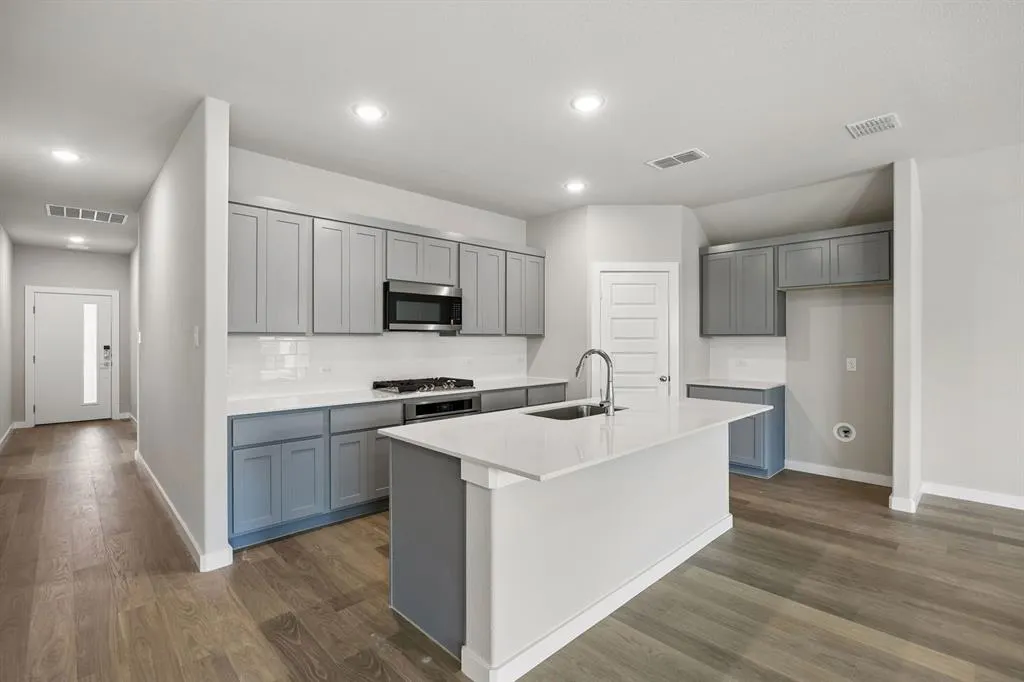 1345 Rosaderos Road