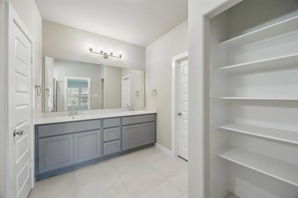 1345 Rosaderos Road