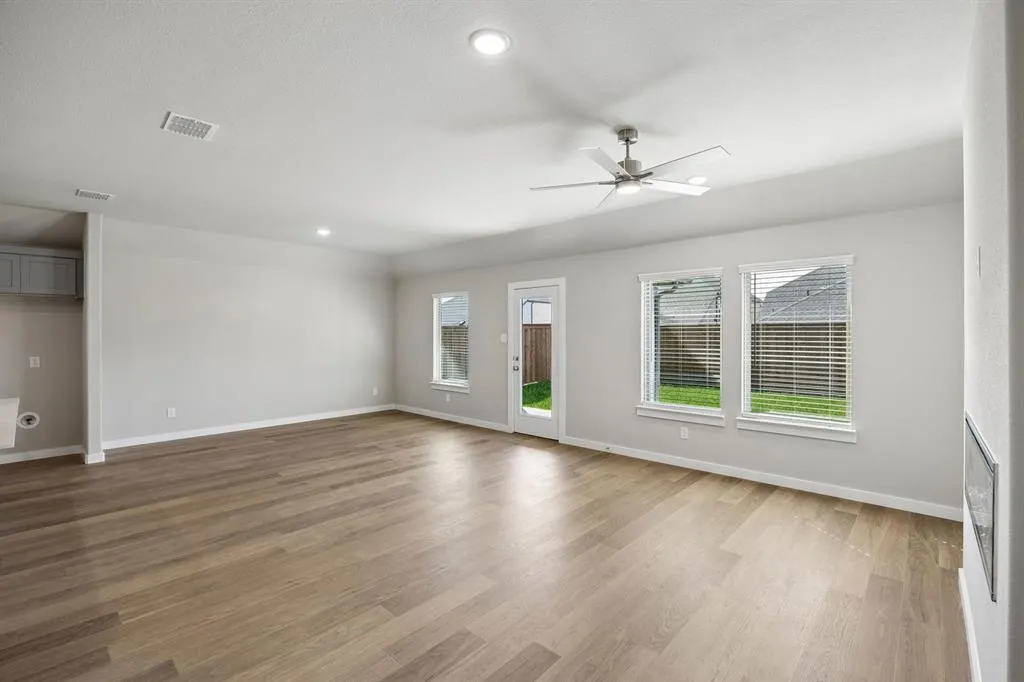 1345 Rosaderos Road