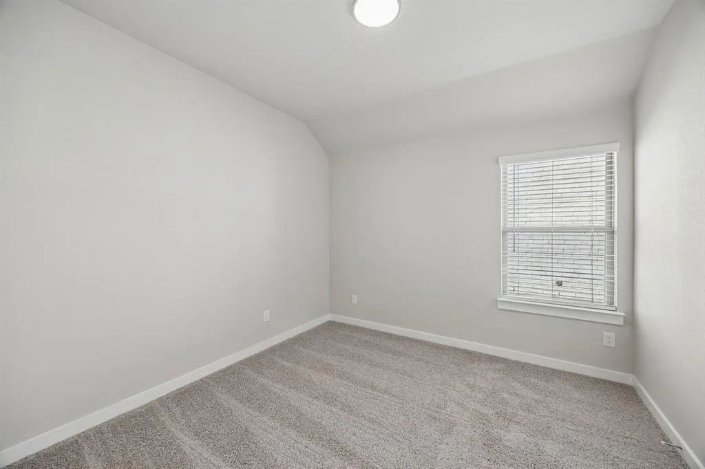 1345 Rosaderos Road