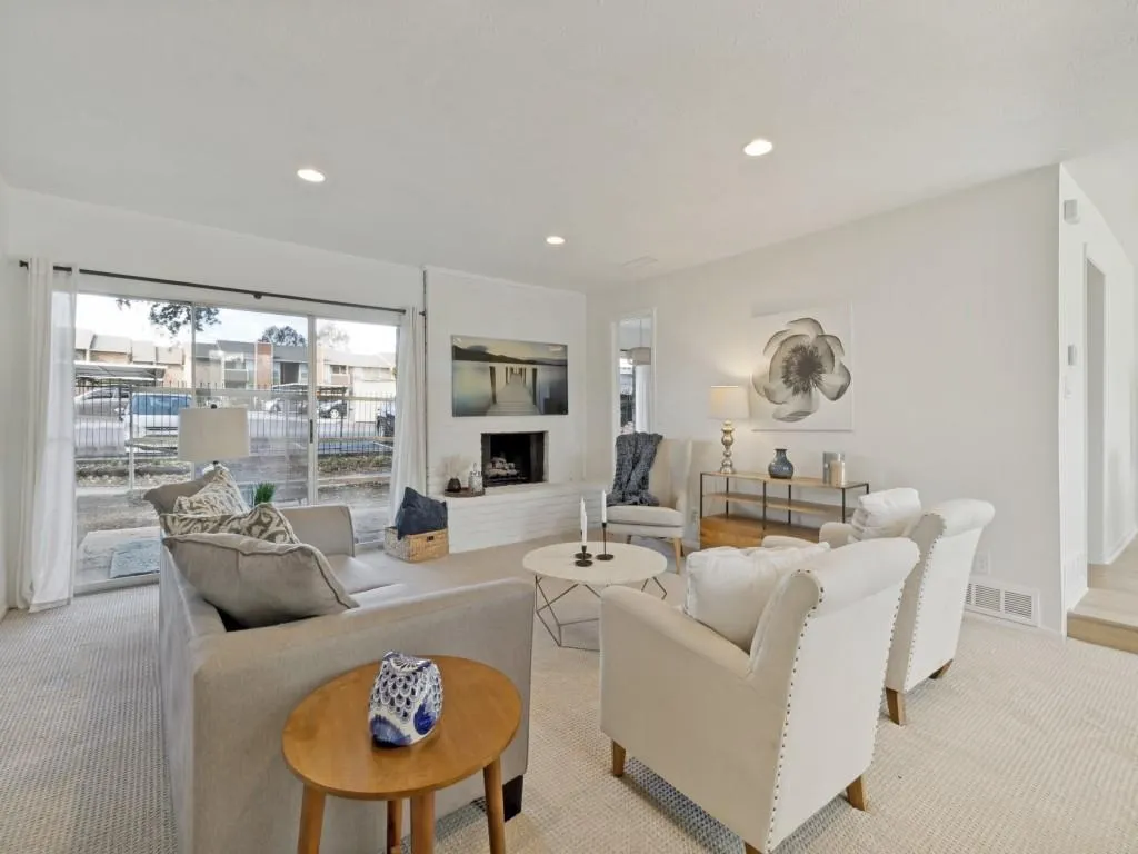 12345 Ferris Creek Lane