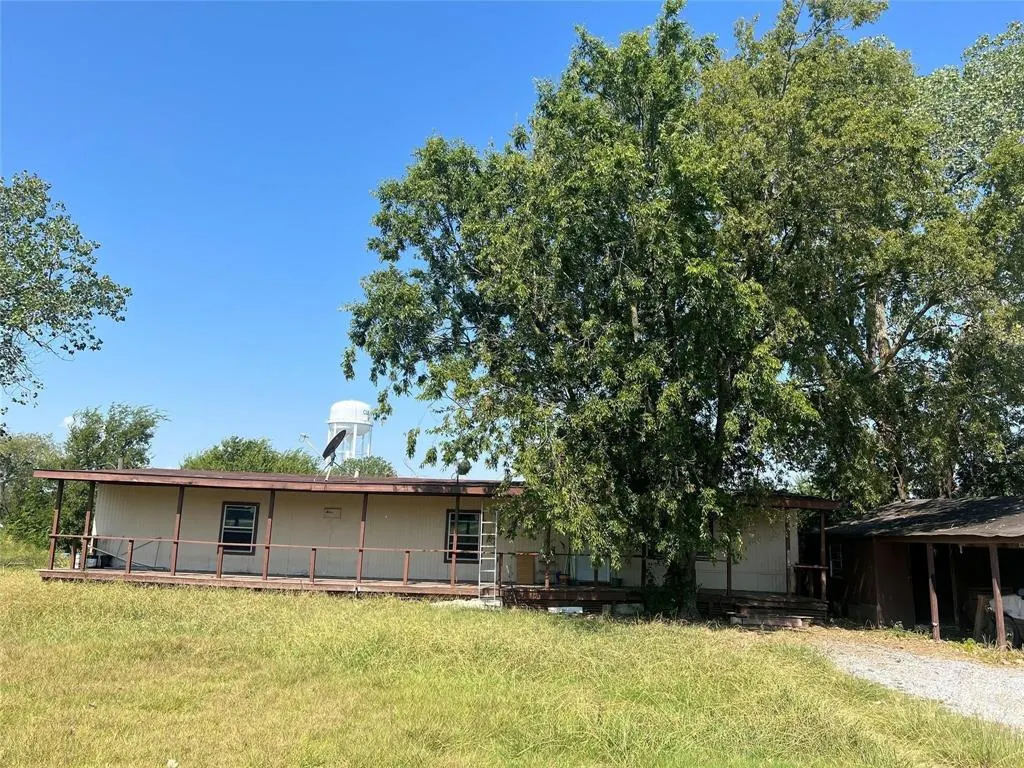 111 County Road 877