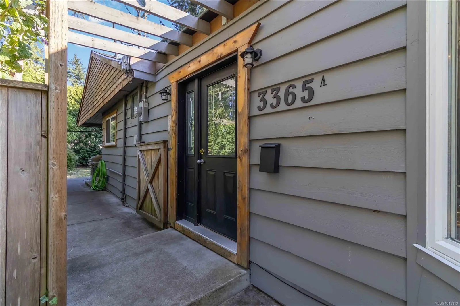 3365 Painter Rd