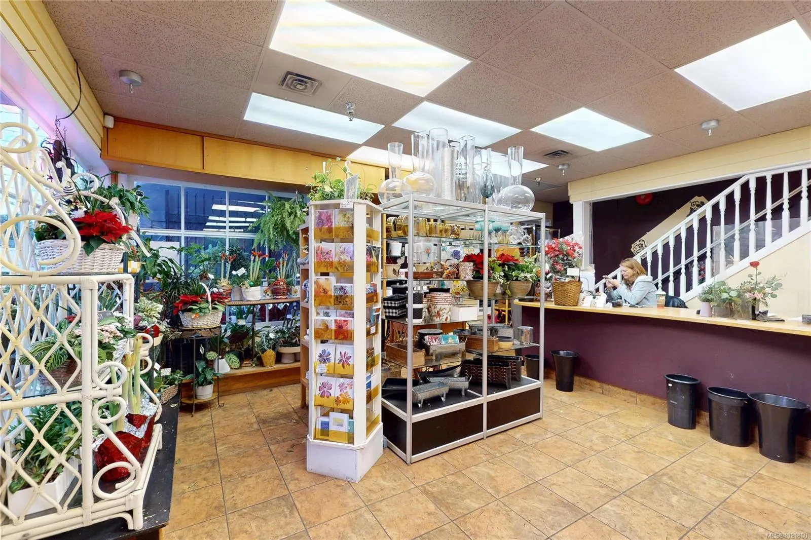 2187 Oak Bay Ave