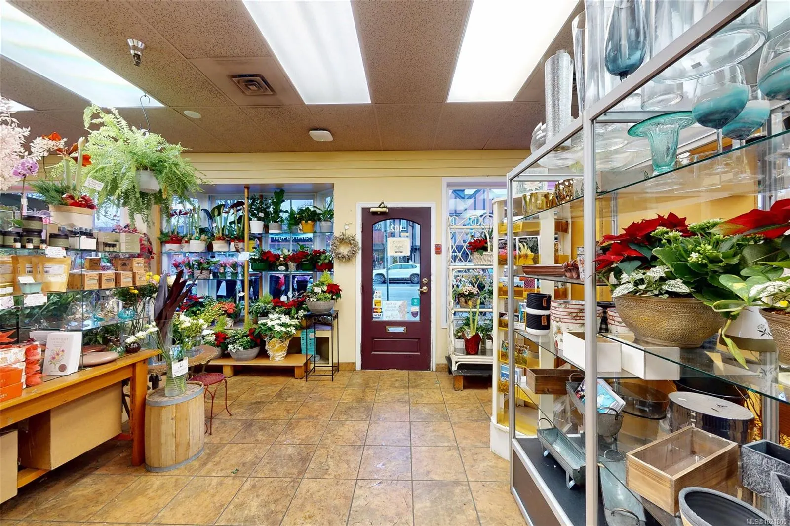 2187 Oak Bay Ave
