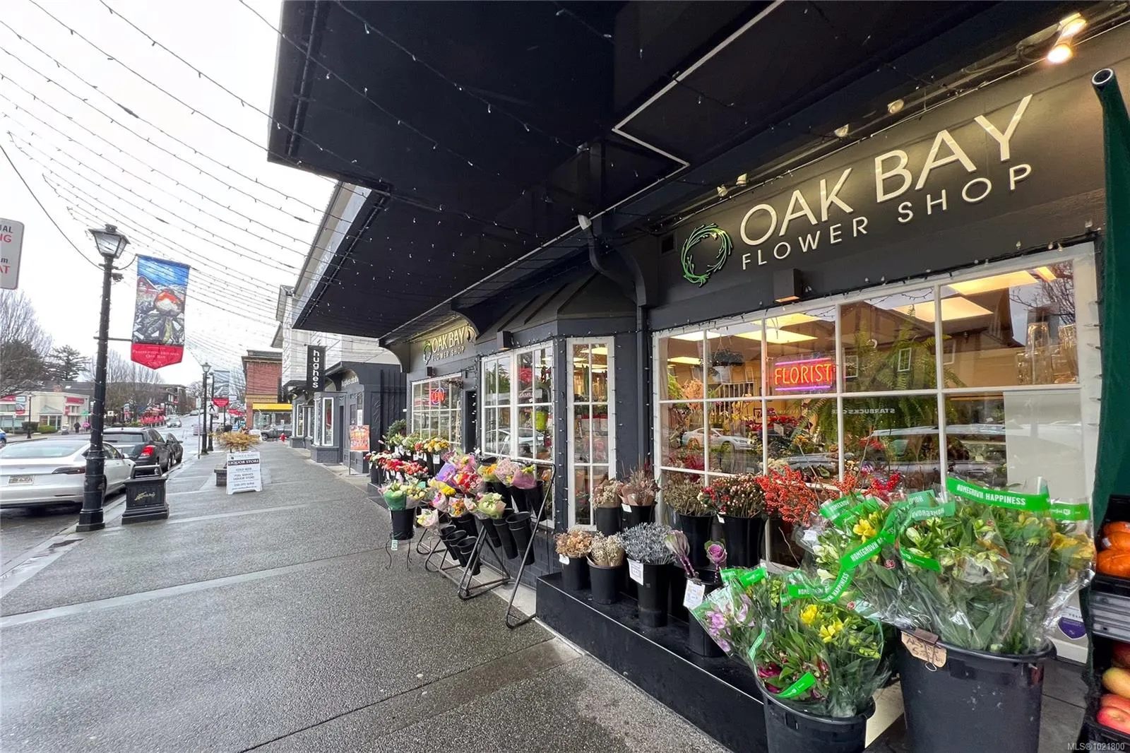 2187 Oak Bay Ave