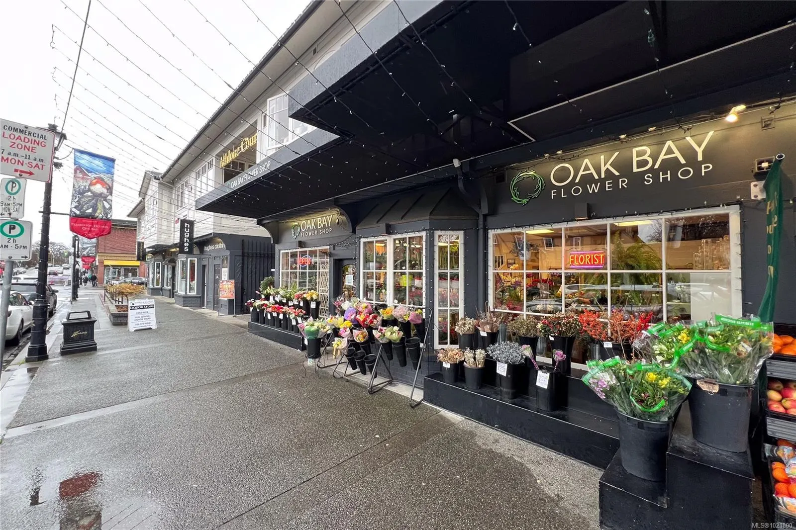 2187 Oak Bay Ave
