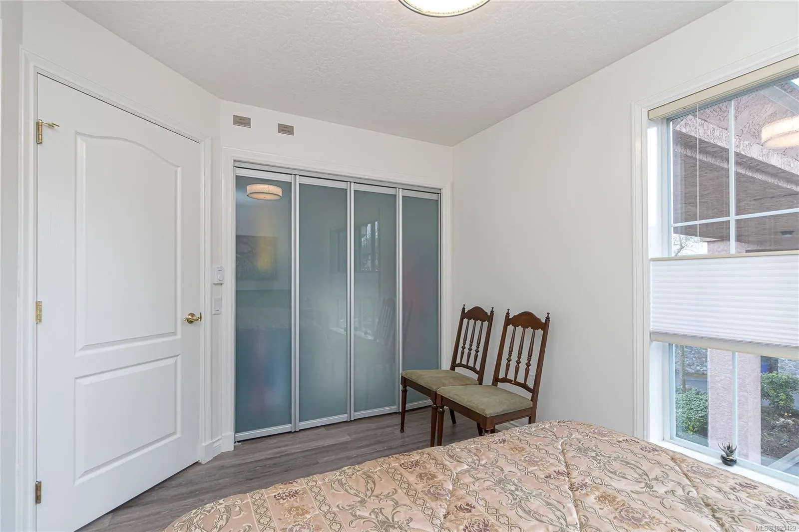 3133 Tillicum Rd