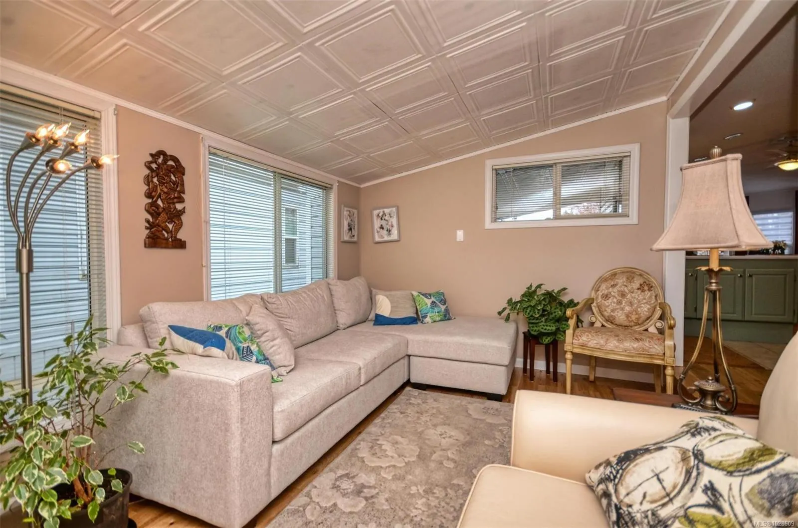 7583 Central Saanich Rd