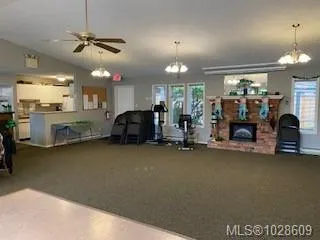 7583 Central Saanich Rd