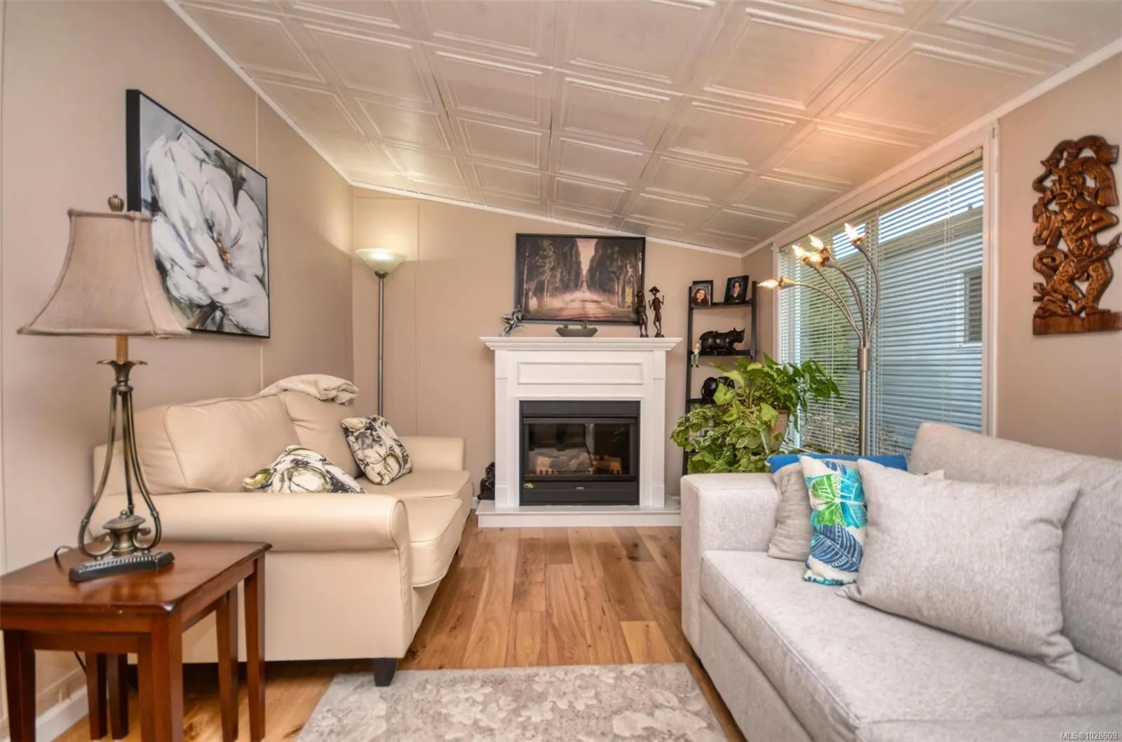 7583 Central Saanich Rd