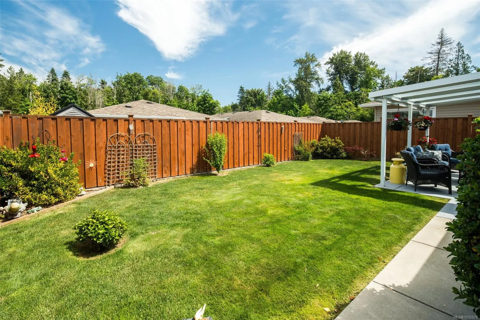 7586 Tetayut Rd