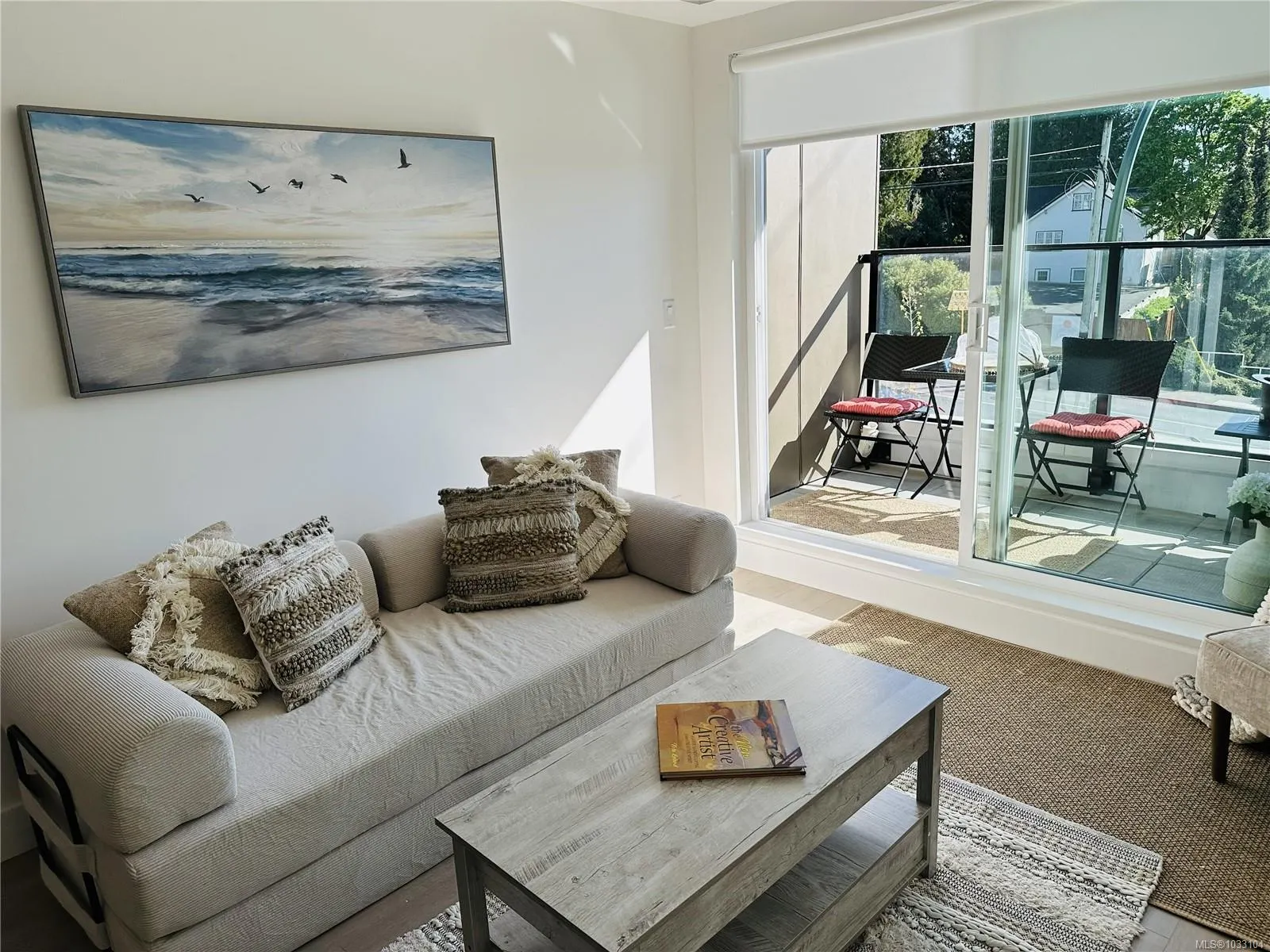 258 Helmcken Rd