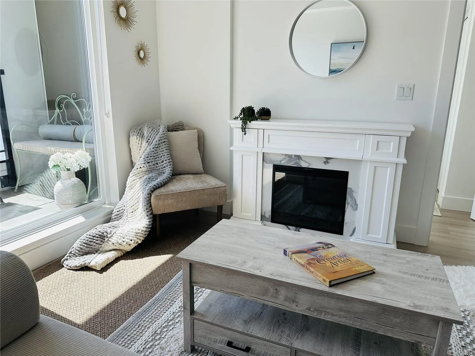 258 Helmcken Rd