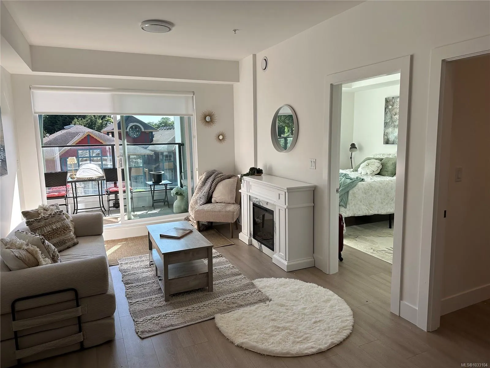 258 Helmcken Rd