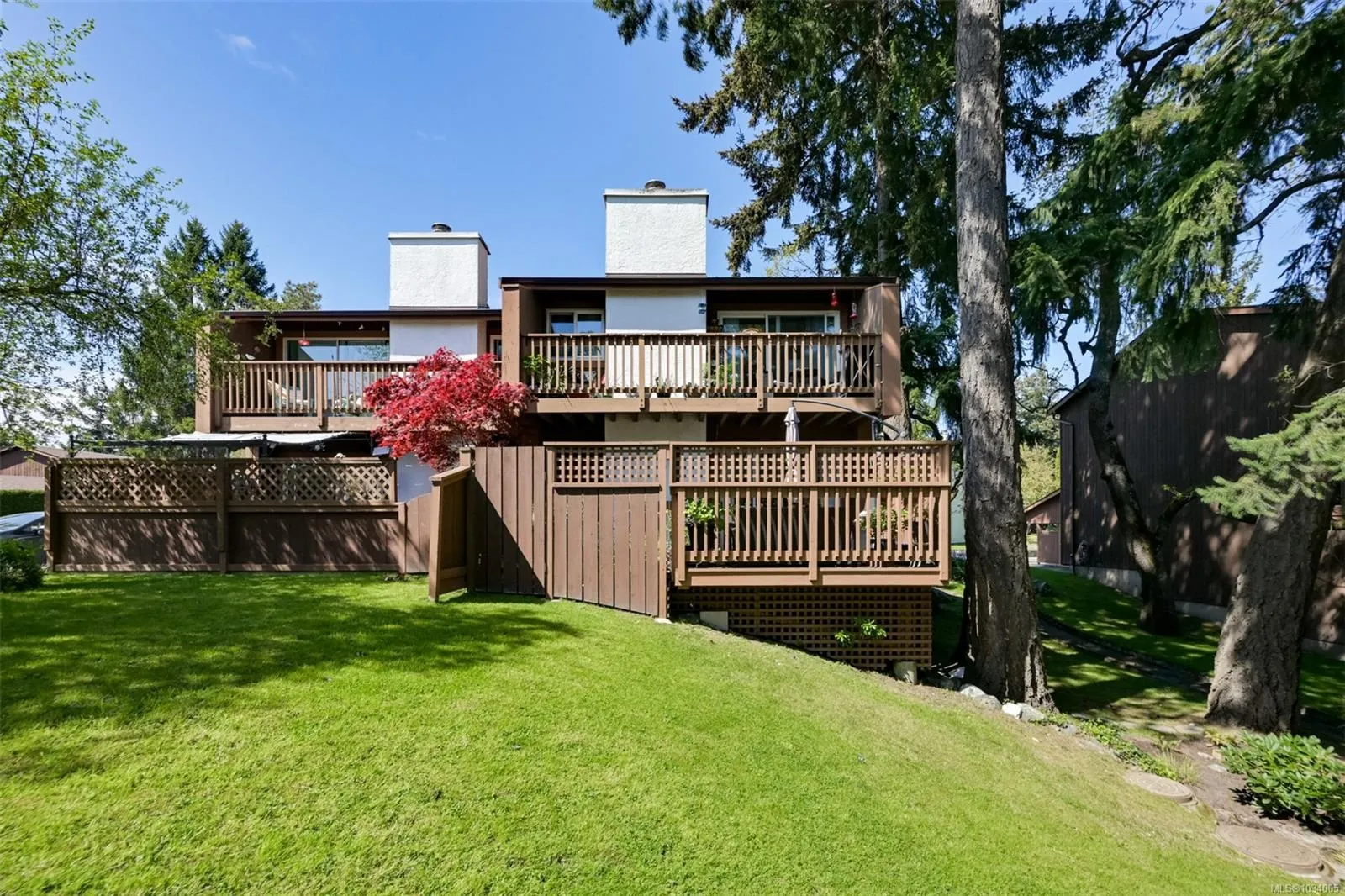 933 Admirals Rd