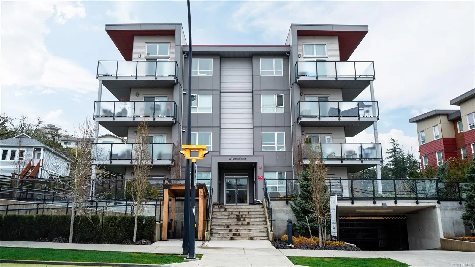 284 Belmont Rd