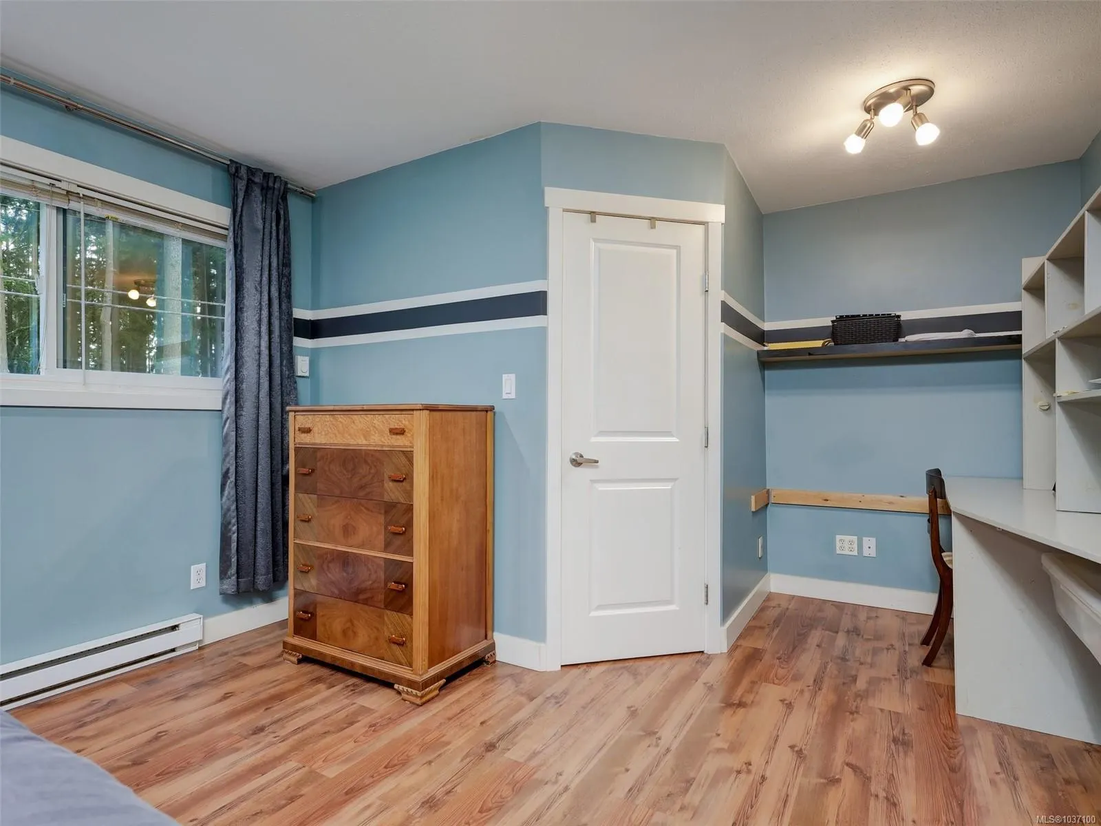 379 Wale Rd