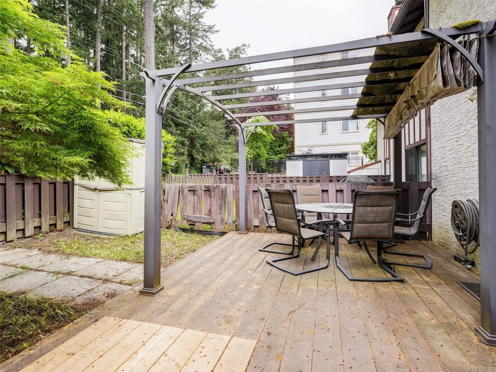 379 Wale Rd