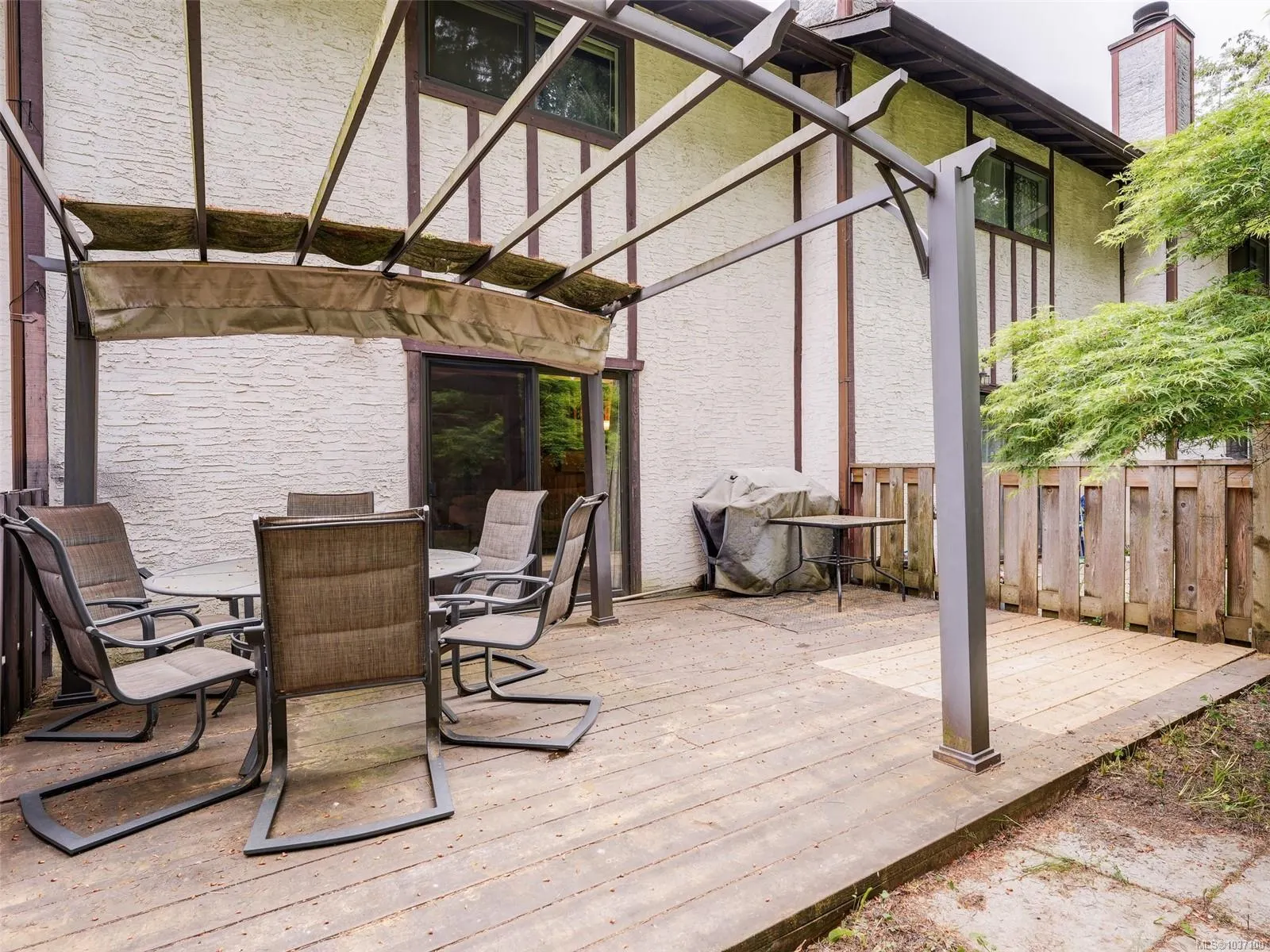 379 Wale Rd