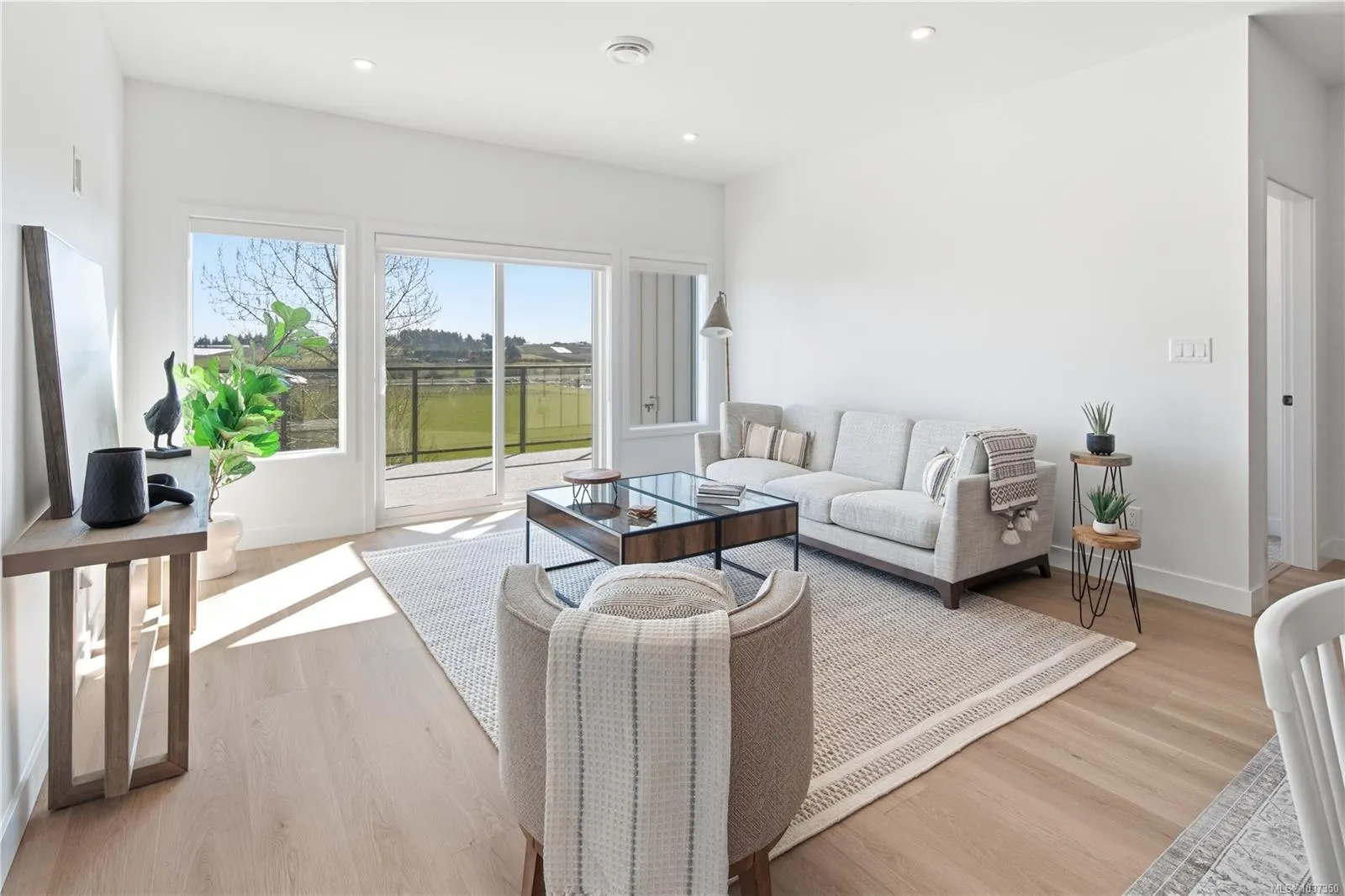 7057 Central Saanich Rd