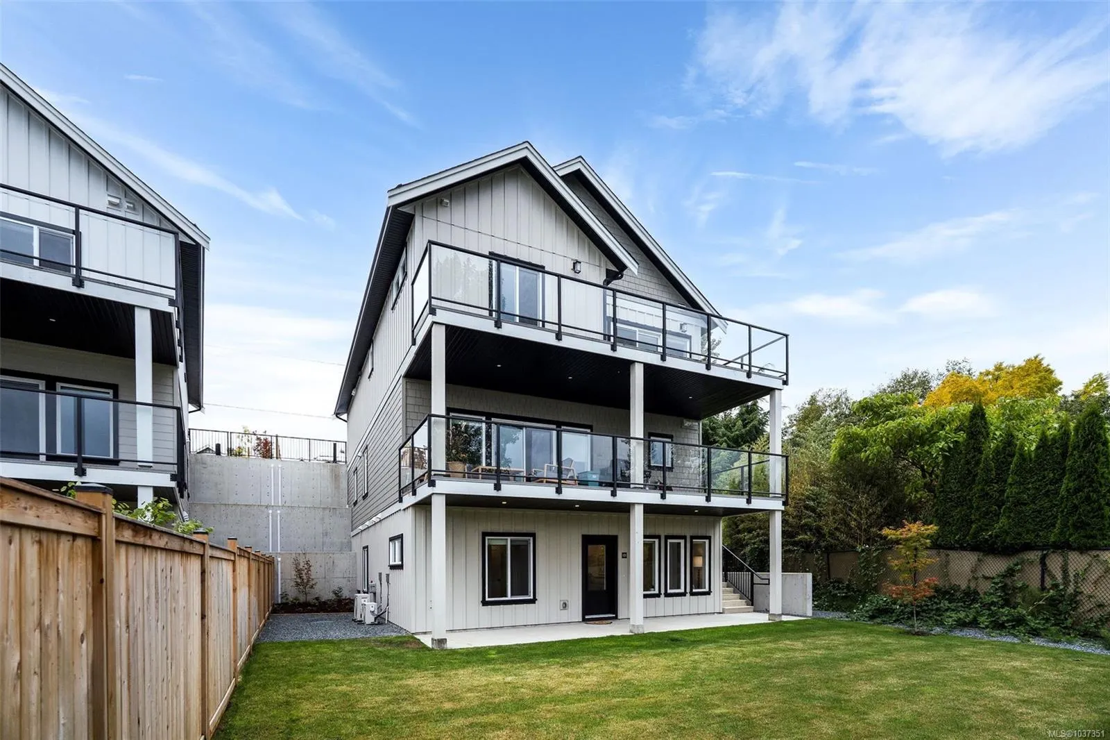 7057 Central Saanich Rd